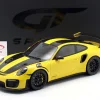 Porsche 911 (991 II) GT2 RS Baujahr 2018 gelb / schwarz 1:12 GT-Spirit