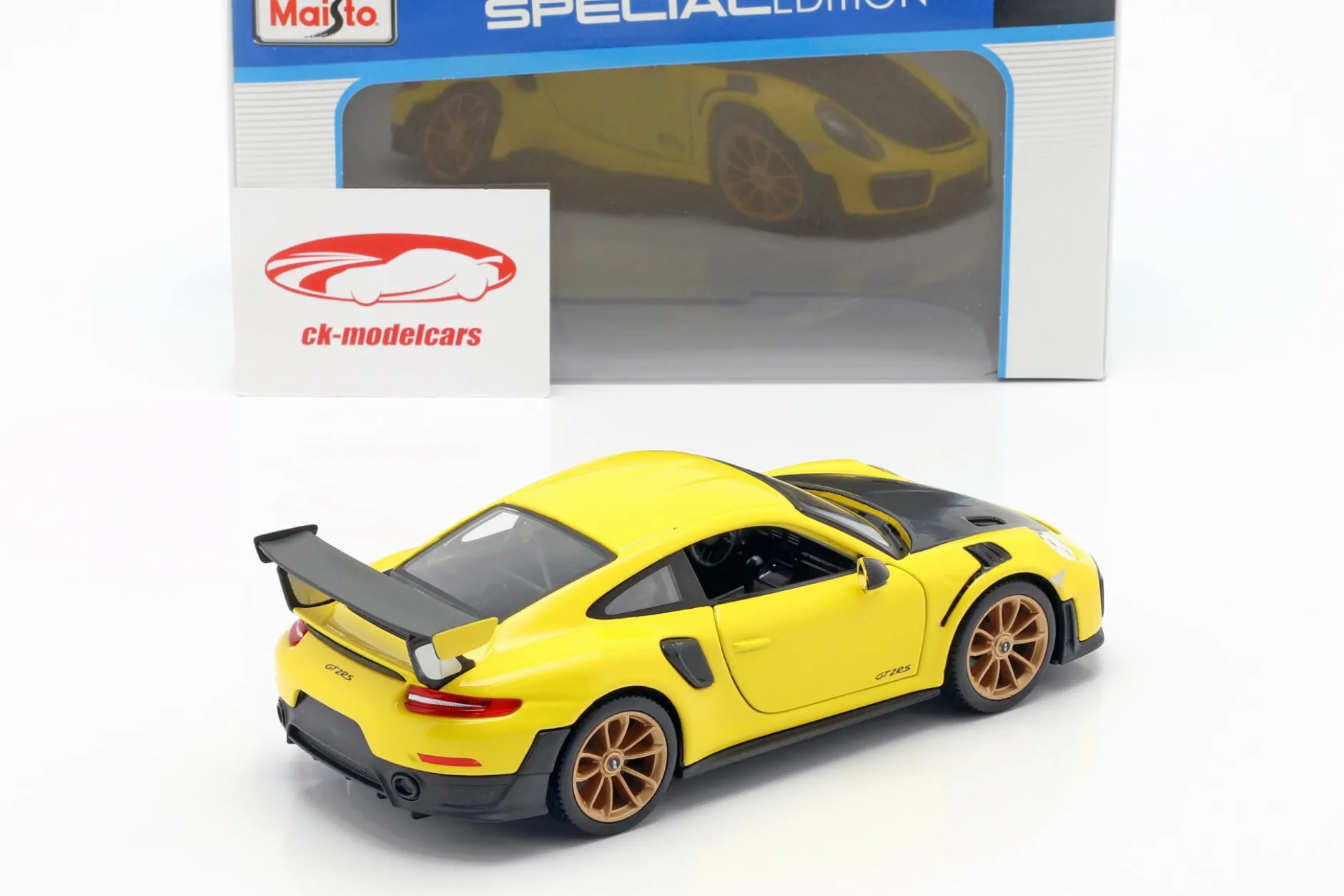 Porsche 911 (991 II) GT2 RS Baujahr 2018 gelb / schwarz 1:24 Maisto
