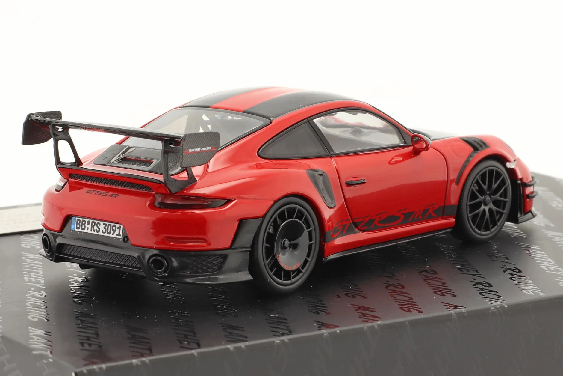 Porsche 911 (991 II) GT2 RS MR Manthey Racing Rekordrunde 1:43 Minichamps
