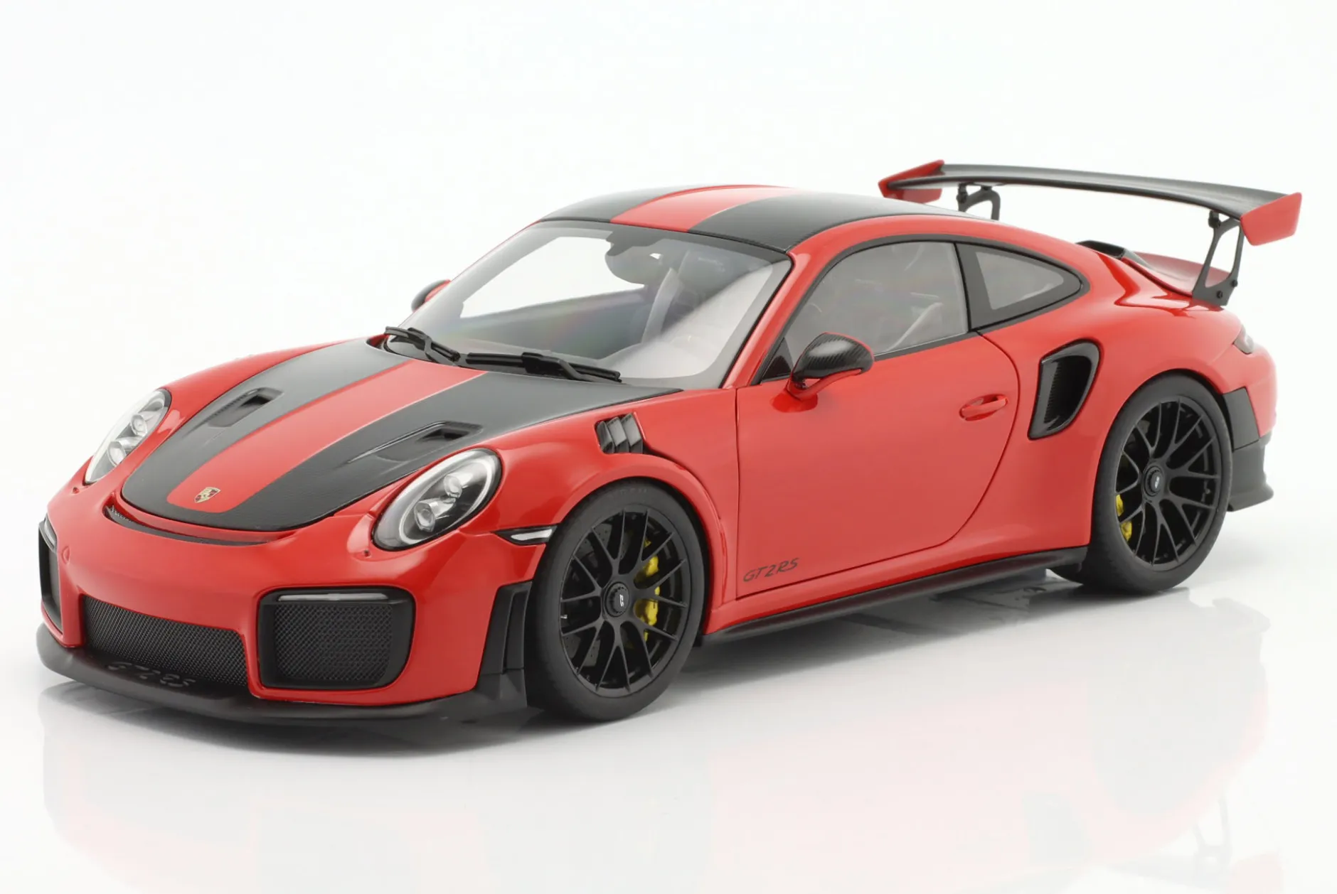 Porsche 911 (991 II) GT2 RS Weissach Package 2017 indischrot 1:18 AUTOart