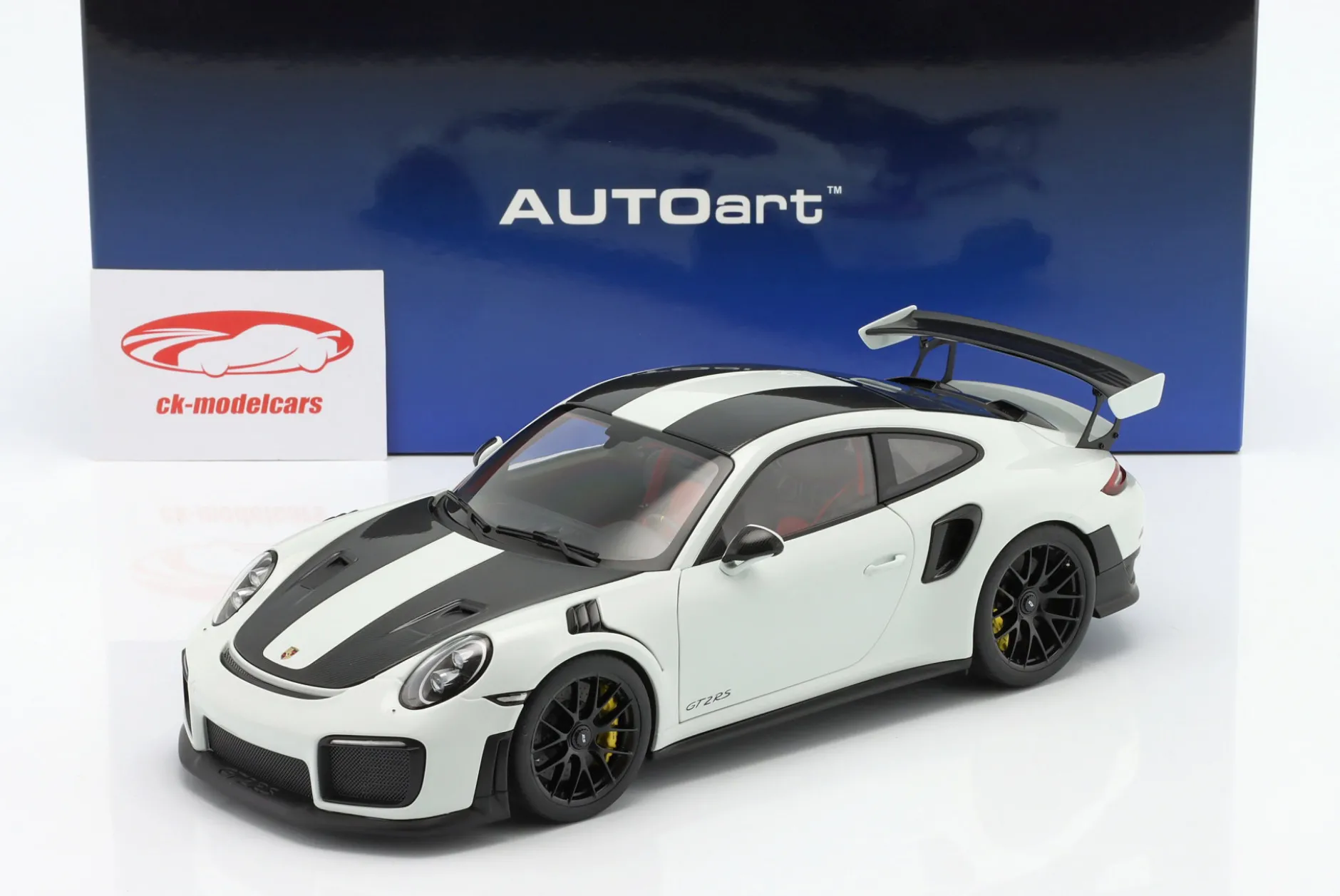 Porsche 911 (991 II) GT2 RS Weissach Package 2017 weiß 1:18 AUTOart
