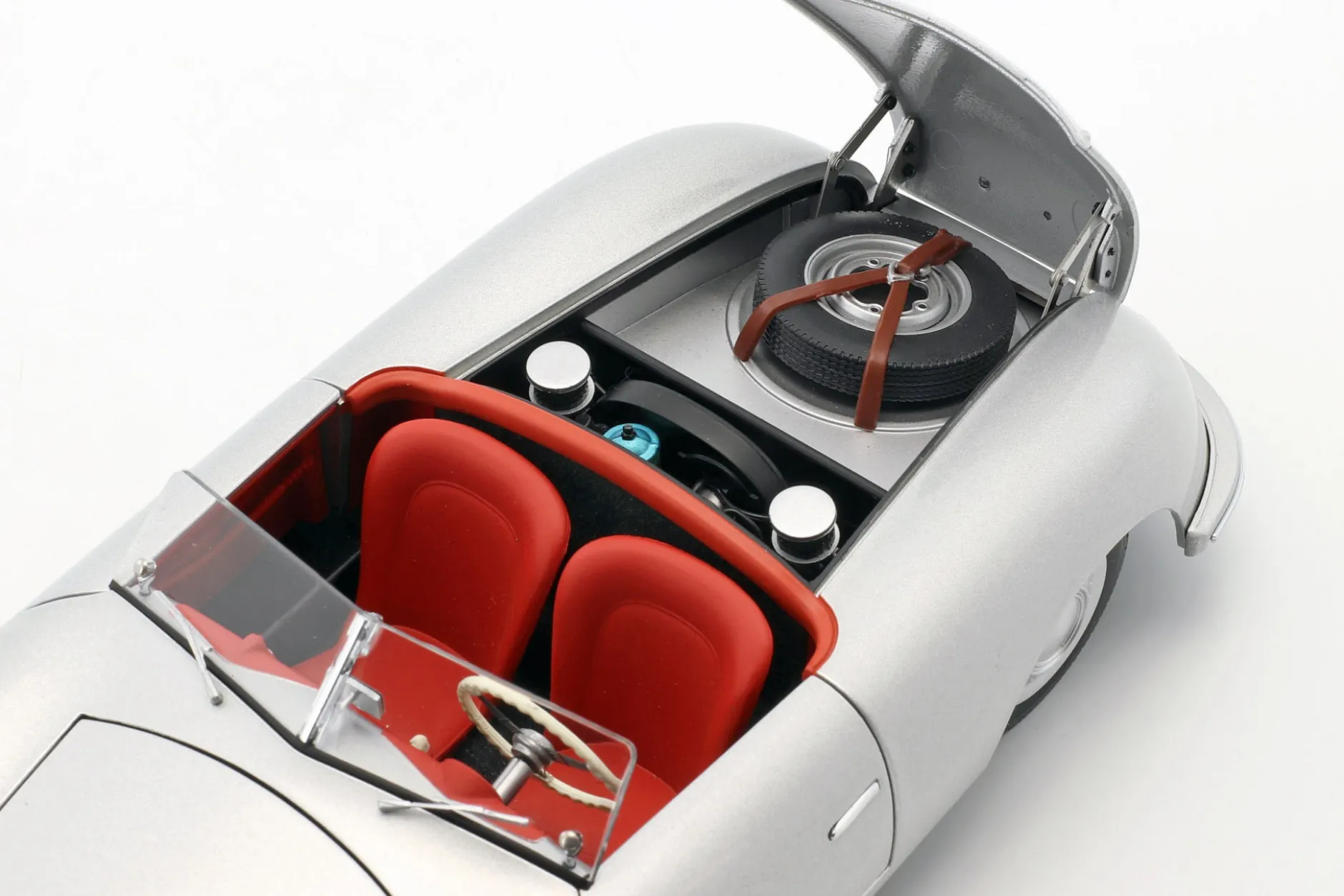 Porsche 356 Nr.1 Baujahr 1948 Edition 70 Jahre Porsche silber 1:18 AUTOart