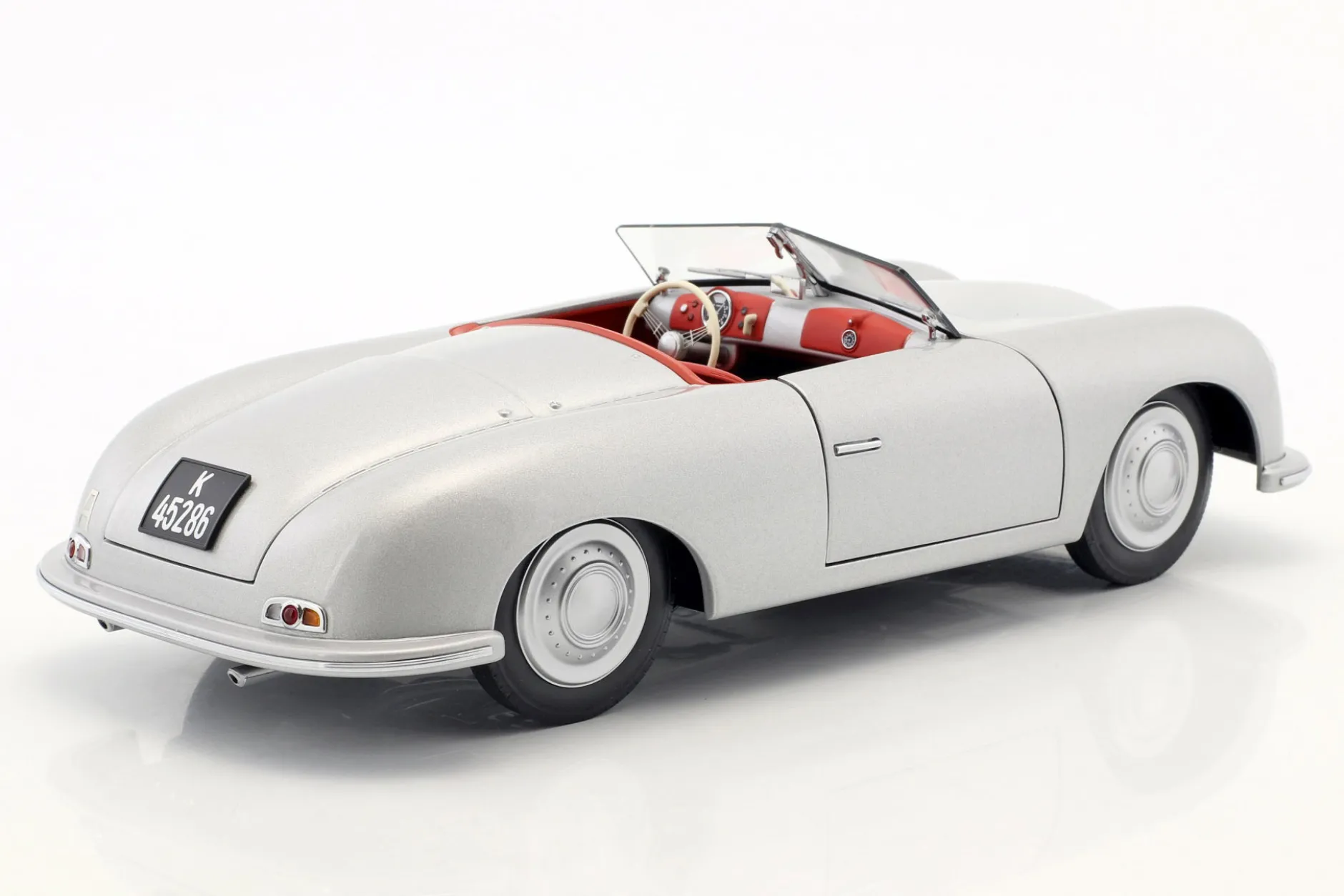 Porsche 356 Nr.1 Baujahr 1948 Edition 70 Jahre Porsche silber 1:18 AUTOart
