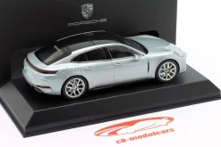 Porsche Panamera 4 E-Hybrid (G3) dolomitsilber 1:43 Norev