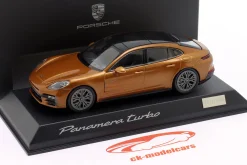 Porsche Panamera Turbo E-Hybrid (G3) madeiragoldmetallic 1:43 Norev