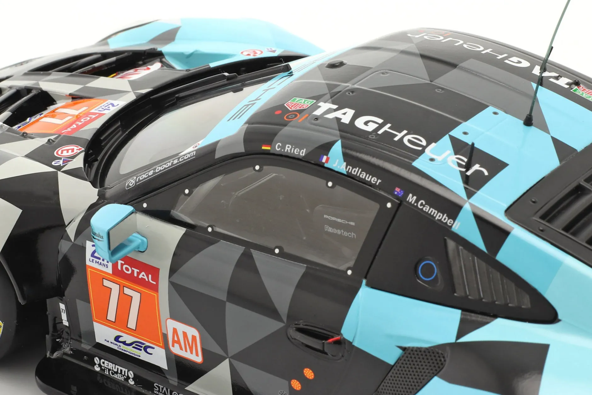Porsche 911 RSR #77 Dempsey Proton Sieger LMGTE-Am 24h LeMans 2018 1:18 Ixo