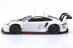 Porsche 911 RSR Plain Body Edition weiß 1:18 Ixo