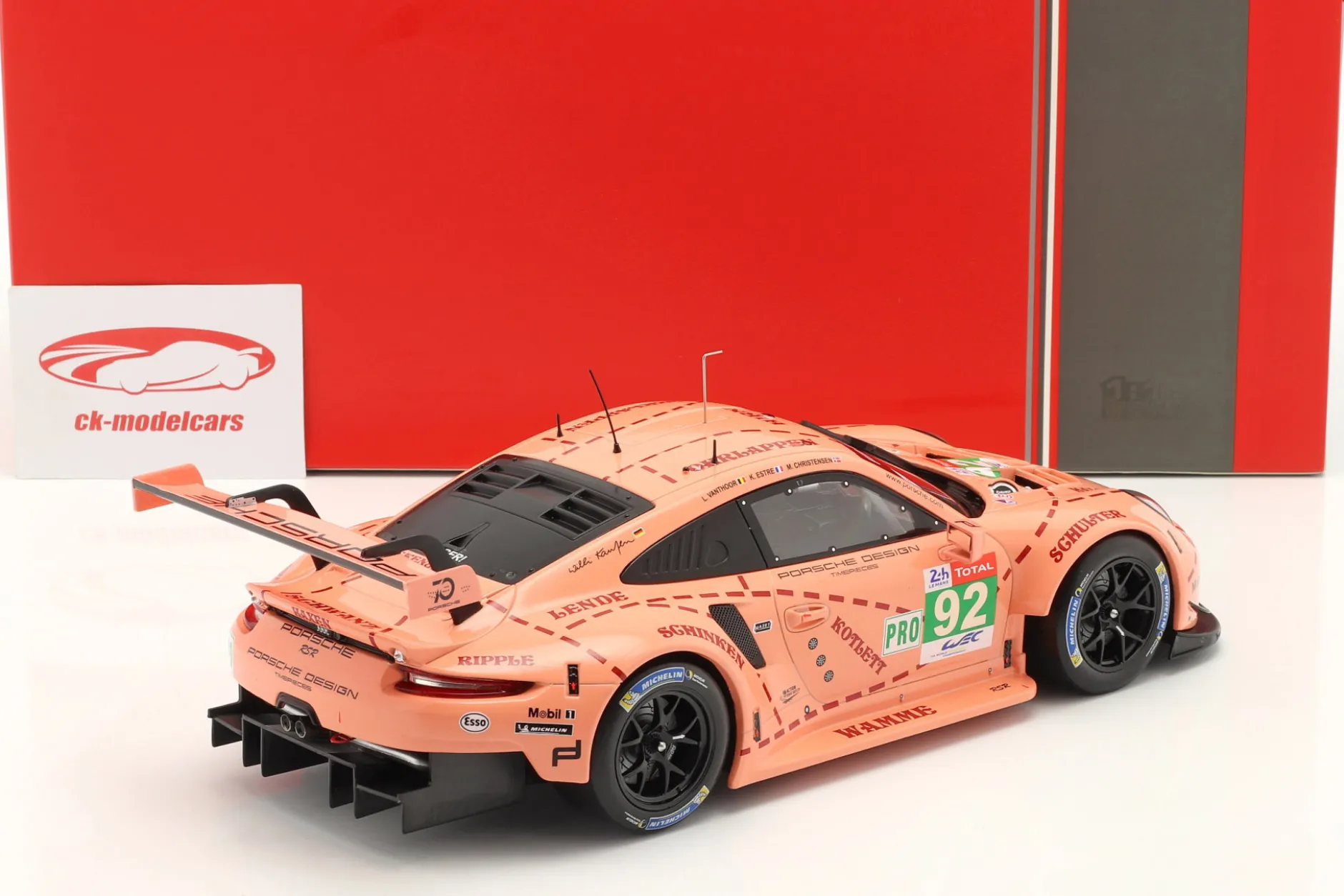 Porsche 911 (991) RSR #92 Sieger LMGTE-Klasse 24h LeMans 2018 Pink Pig 1:18 Ixo