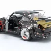 Porsche 911 (964) RWB Rauh-Welt Aoki 2021 schwarz mit Dekor 1:18 Solido