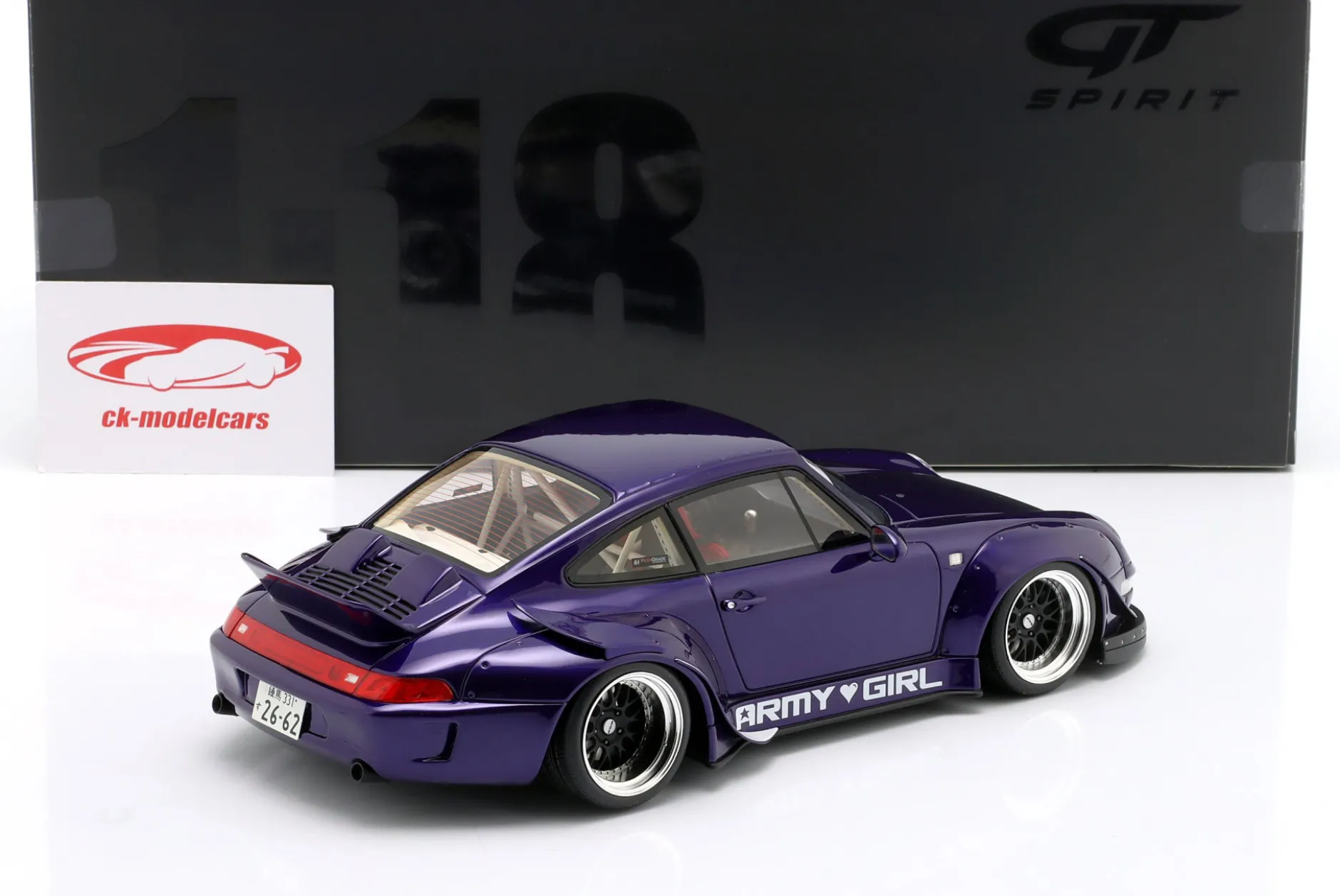 Porsche 911 (993) RWB Rauh-Welt Army Girl 2015 lila 1:18 GT-Spirit