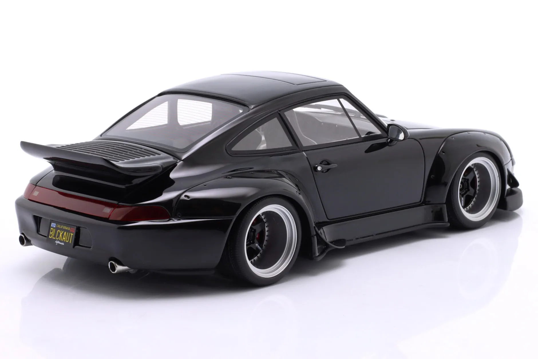 Porsche 911 (993) RWB Rauh-Welt Black Aut 2012 mattschwarz 1:18 GT-Spirit