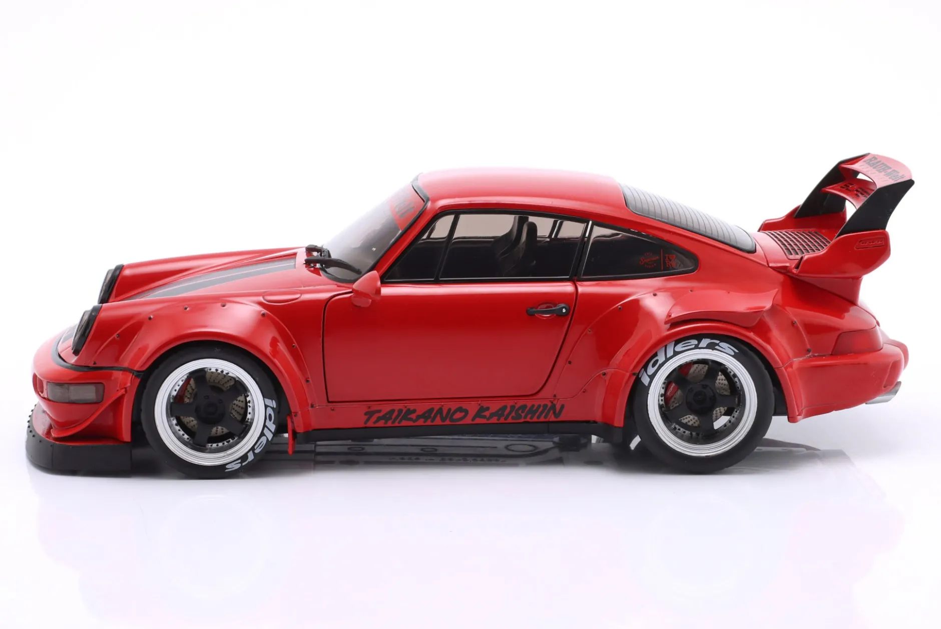 Porsche 911 RWB Rauh-Welt Bodykit Taikano Kaishin 2024 rot / schwarz 1:18 Solido
