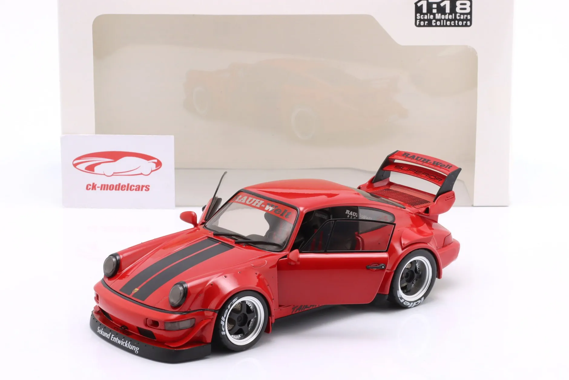 Porsche 911 RWB Rauh-Welt Bodykit Taikano Kaishin 2024 rot / schwarz 1:18 Solido
