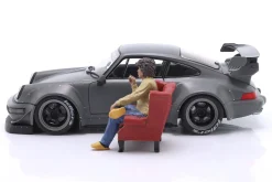 Porsche 911 (964) RWB Rauh-Welt Bodykit 2024 nardograu mit Figur 1:18 Solido
