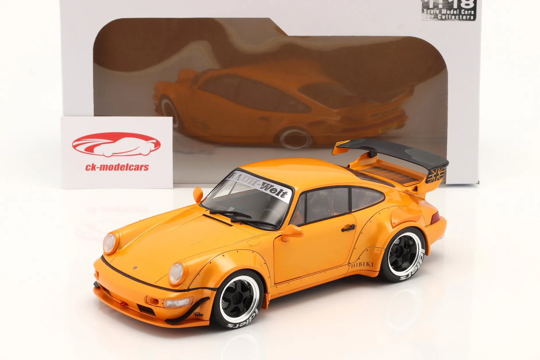 Porsche 911 (964) RWB Rauh-Welt Hibiki Baujahr 2016 orange 1:18 Solido