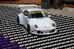 Porsche 911 (993) RWB Rauh-Welt Osechi G2.2 Sidney Hoffmann Signature Edition 1:18 WERK83