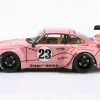 Porsche 911 (993) RWB Rauh-Welt Sopranos Pink Pig 2020 rosa 1:18 Solido