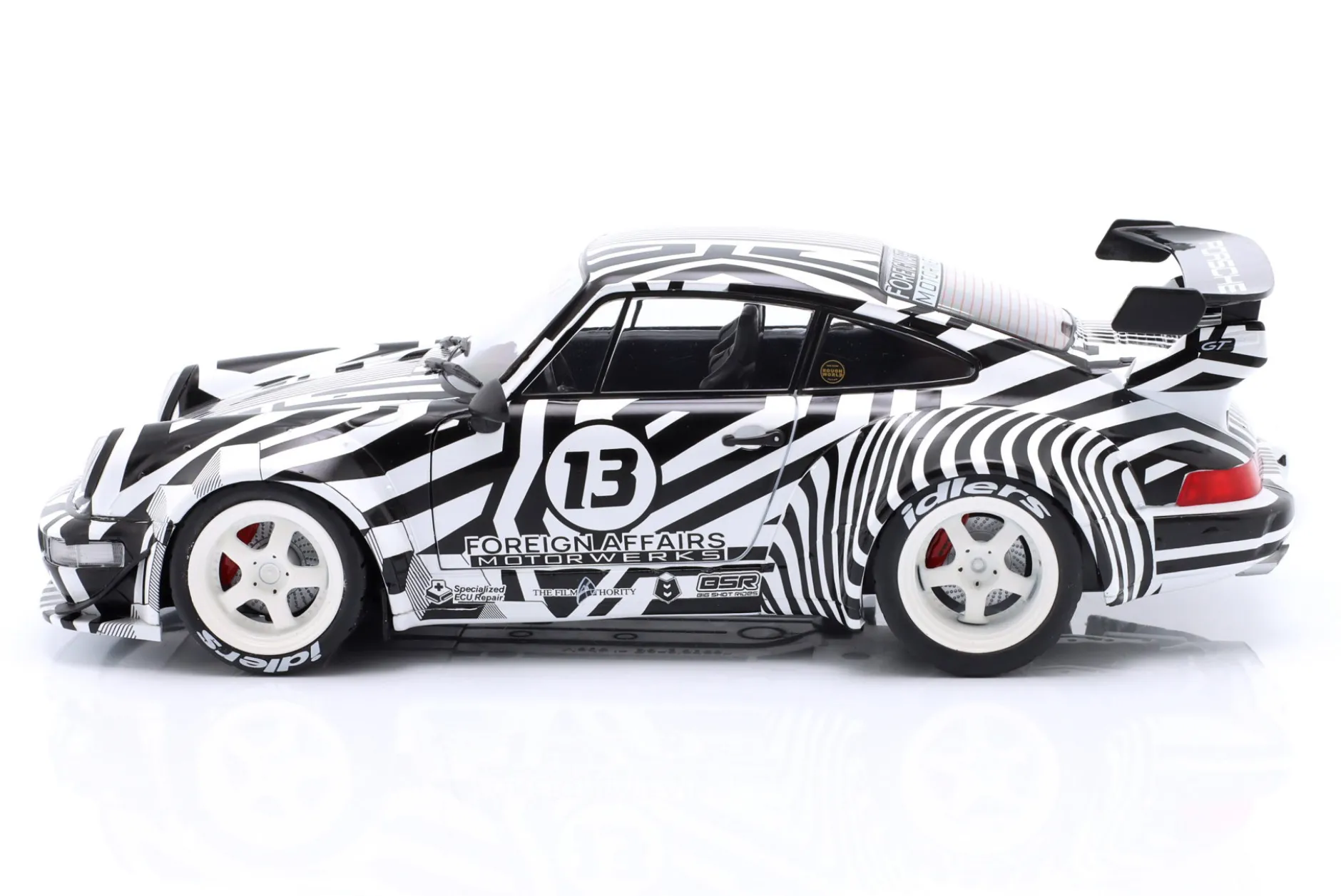 Porsche 911 (964) RWB Rauh-Welt THE ZEBRA 2022 weiß / schwarz 1:18 Solido