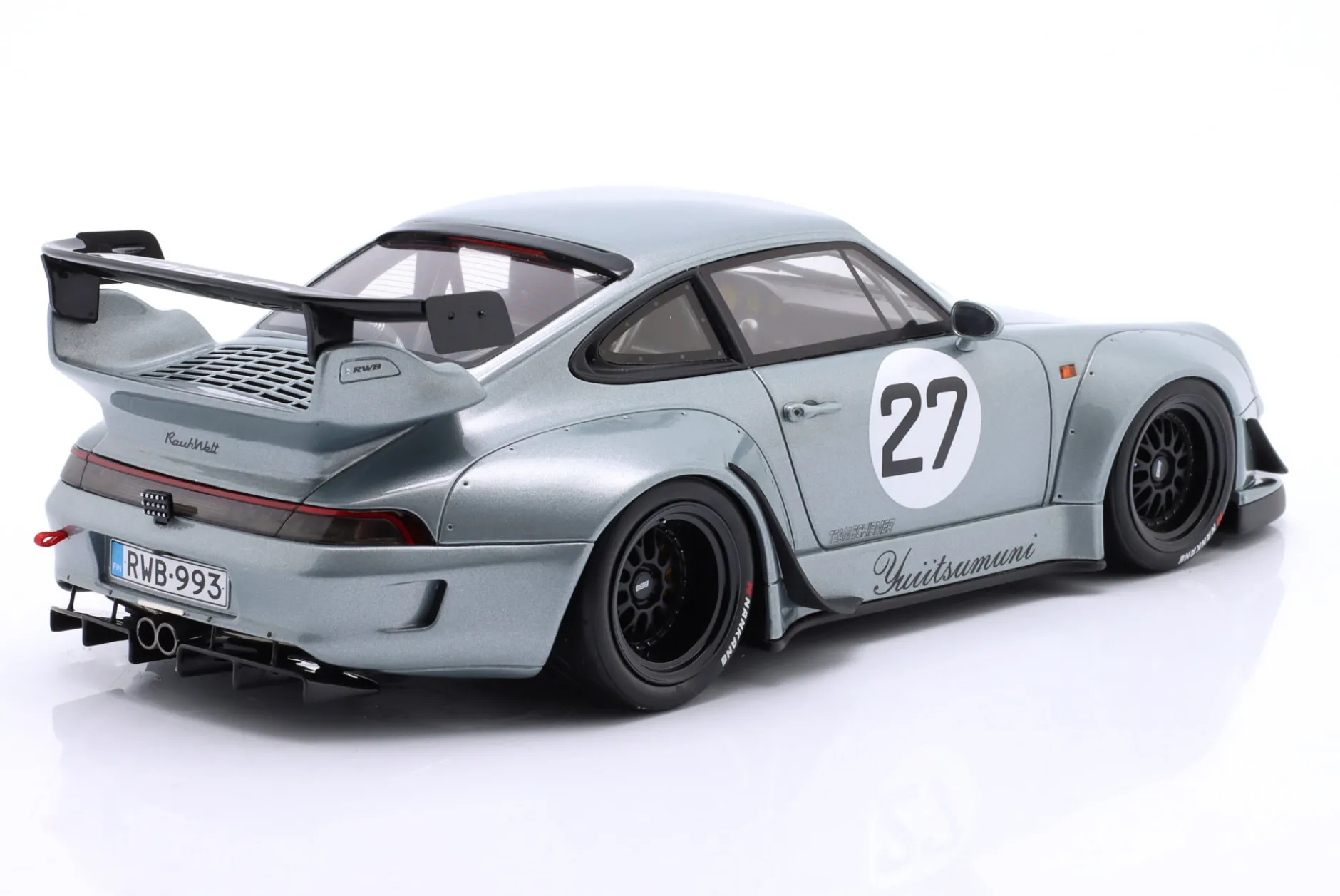Porsche 911 (993) RWB Rauh-Welt Yuiitsumuni #27 2024 silber 1:18 GT-Spirit