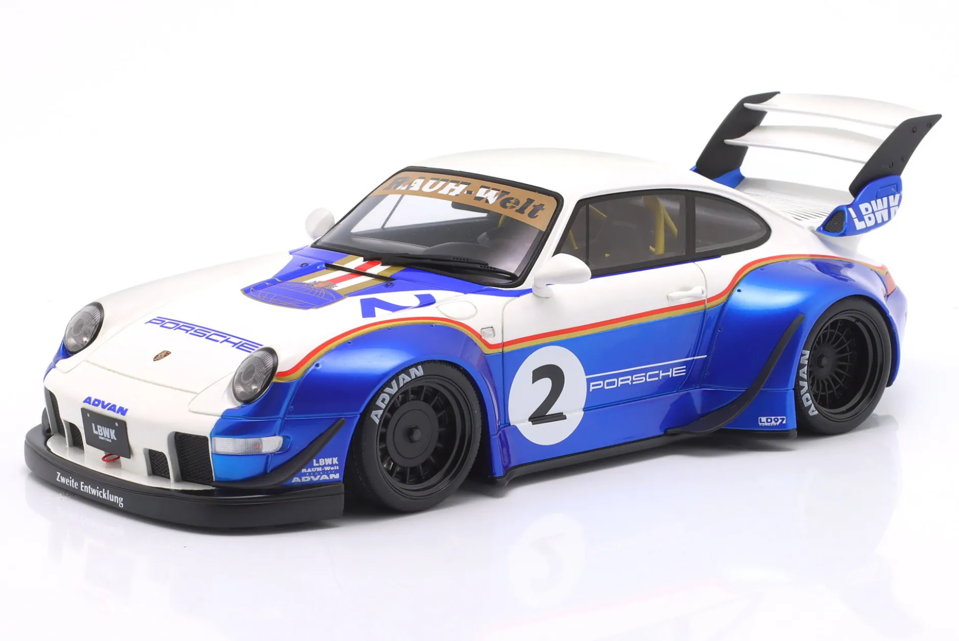 Porsche RWB X LB Walk Rauh-Welt 2023 #2 blau / weiß 1:18 GT-Spirit