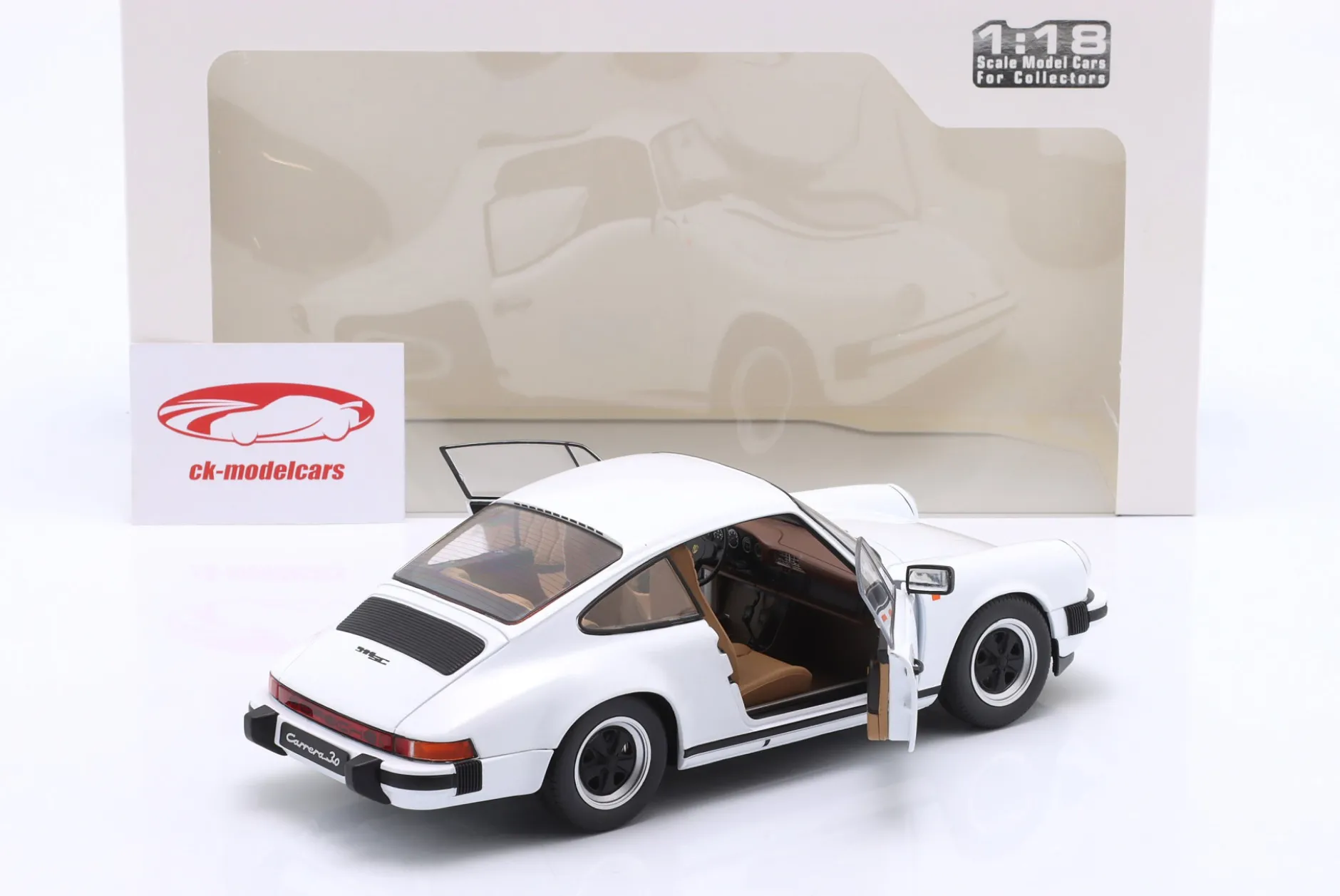 Porsche 911 (930) 3.0 SC Baujahr 1974 Grand Prix weiß 1:18 Solido