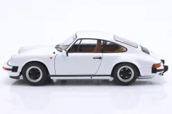 Porsche 911 (930) 3.0 SC Baujahr 1974 Grand Prix weiß 1:18 Solido
