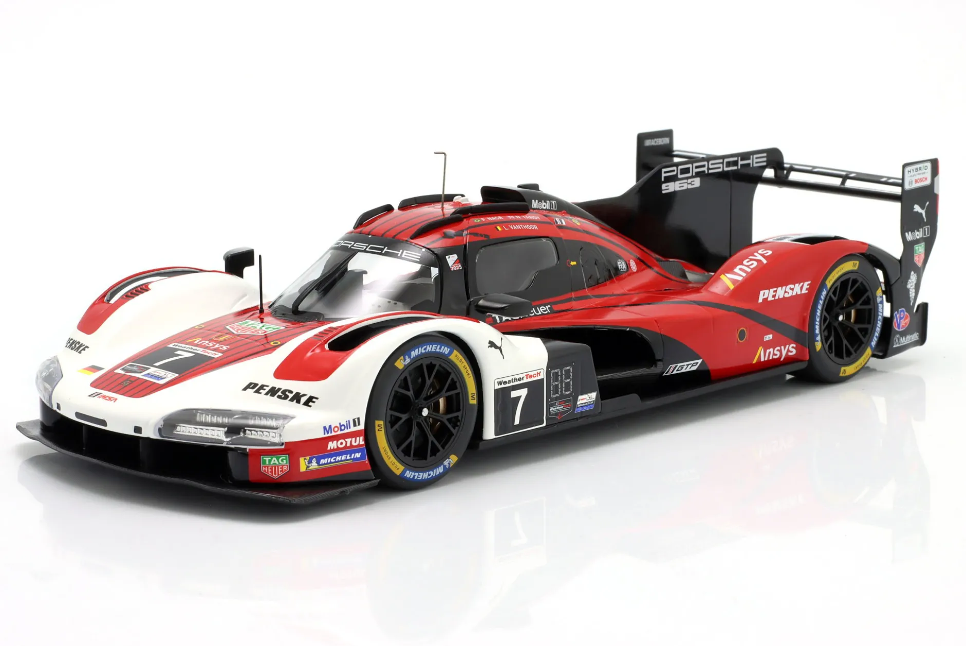 Porsche 963 #7 Sieger 12h Sebring 2025 Porsche Penske Motorsport 1:18 Ixo