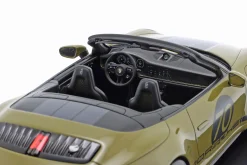 Porsche 911 (992.2) Spirit 70 Baujahr 2025 olive neo 1:18 Spark