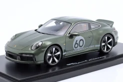 Porsche 911 (992) Sport Classic 2022 oakgrün metallic 1:18 Spark