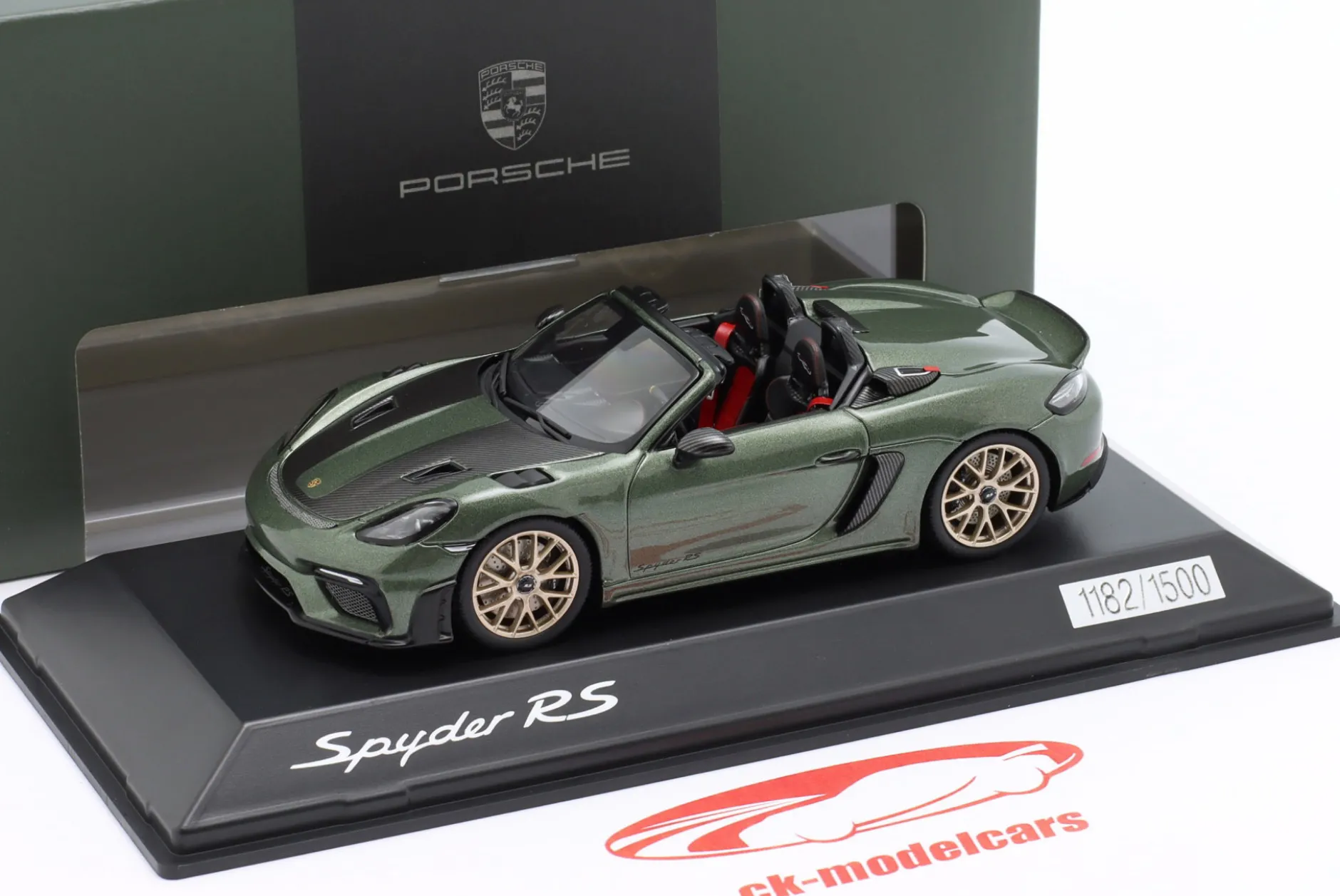 Porsche 718 (982) Spyder RS Baujahr 2024 grün metallic 1:43 Spark