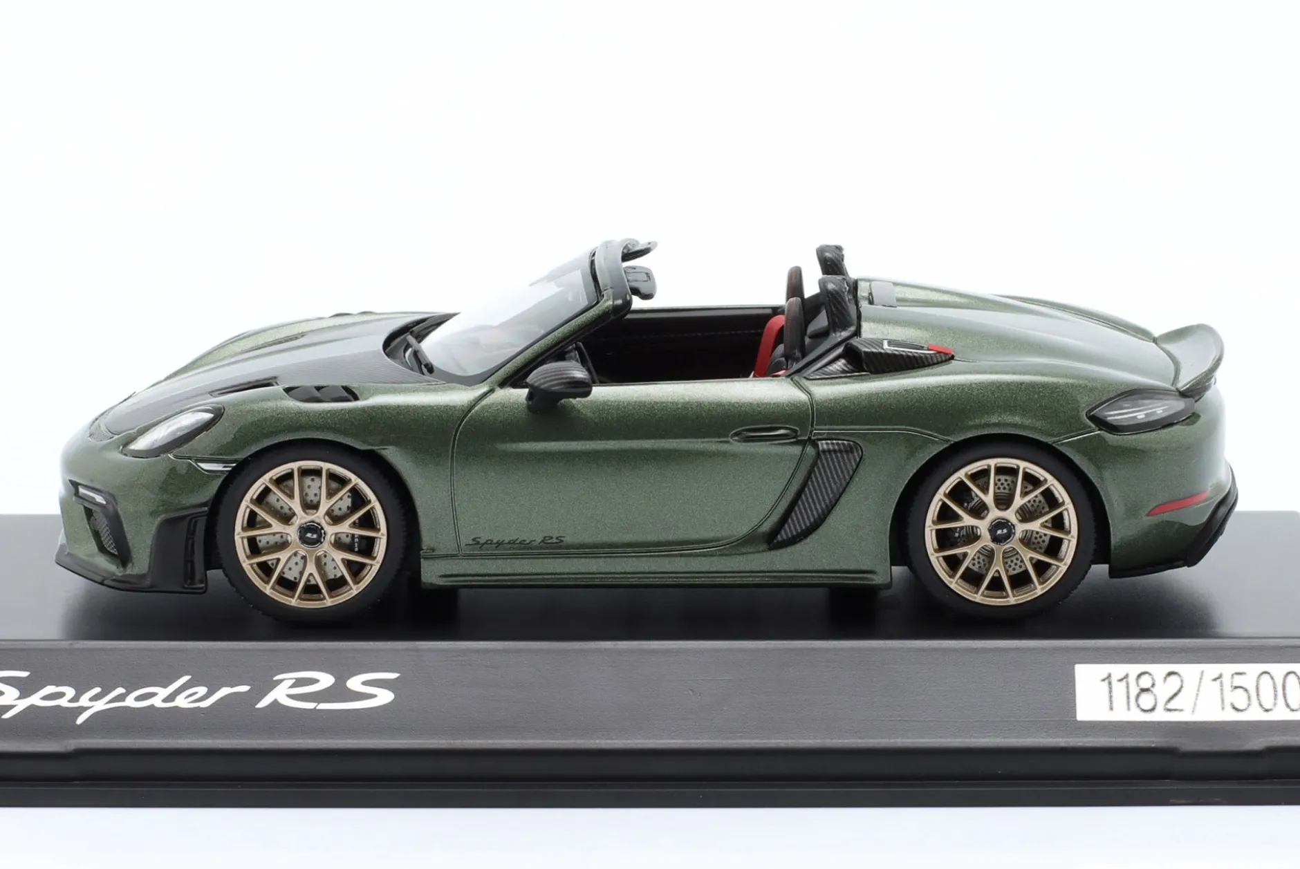 Porsche 718 (982) Spyder RS Baujahr 2024 grün metallic 1:43 Spark