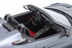 Porsche 718 (982) Spyder RS Baujahr 2024 vanadiumgrau 1:18 Spark