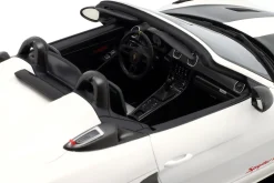 Porsche 718 Spyder RS Baujahr 2023 weiß 1:12 Schuco