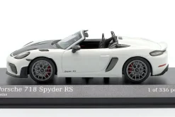 Porsche 718 Spyder RS Weissach-Paket 2023 weiß 1:43 Minichamps