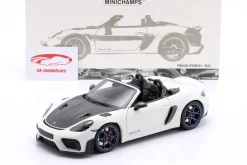 Porsche 718 Spyder RS Weissach-Paket Baujahr 2024 weiß 1:18 Minichamps