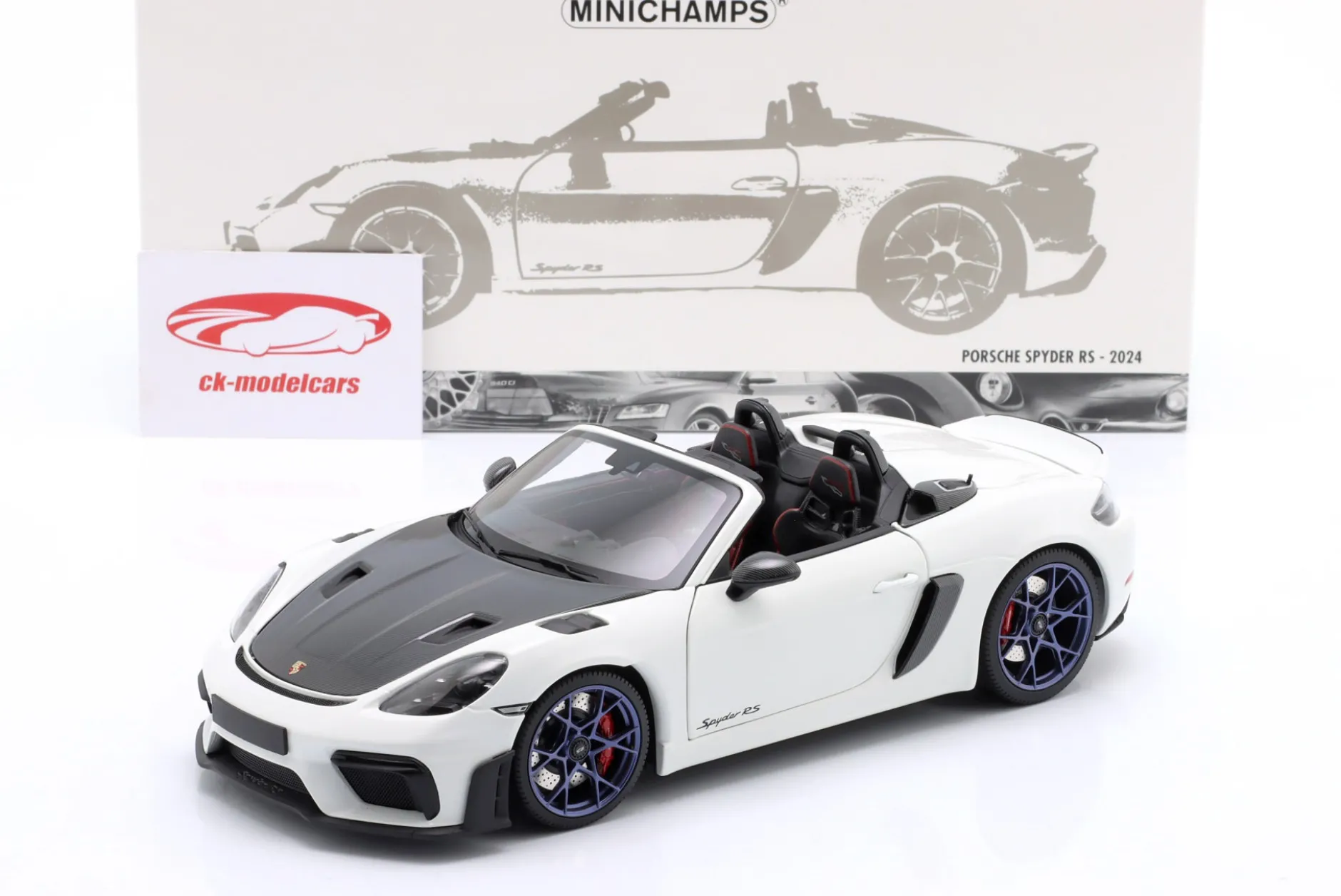 Porsche 718 Spyder RS Weissach-Paket Baujahr 2024 weiß 1:18 Minichamps