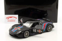 Porsche 918 Spyder Weissach Package Martini Baujahr 2013 schwarz 1:18 AUTOart