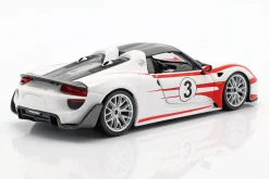 Porsche 918 Spyder Weissach #3 weiß 1:24 Bburago