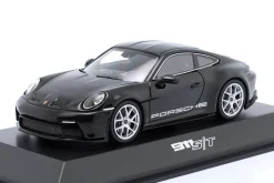 Porsche 911 (992) S/T Baujahr 2023 schwarz 1:43 Spark
