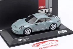 Porsche 911 (992) S/T 60 Jahre Porsche 911 shadegreen 1:43 Spark