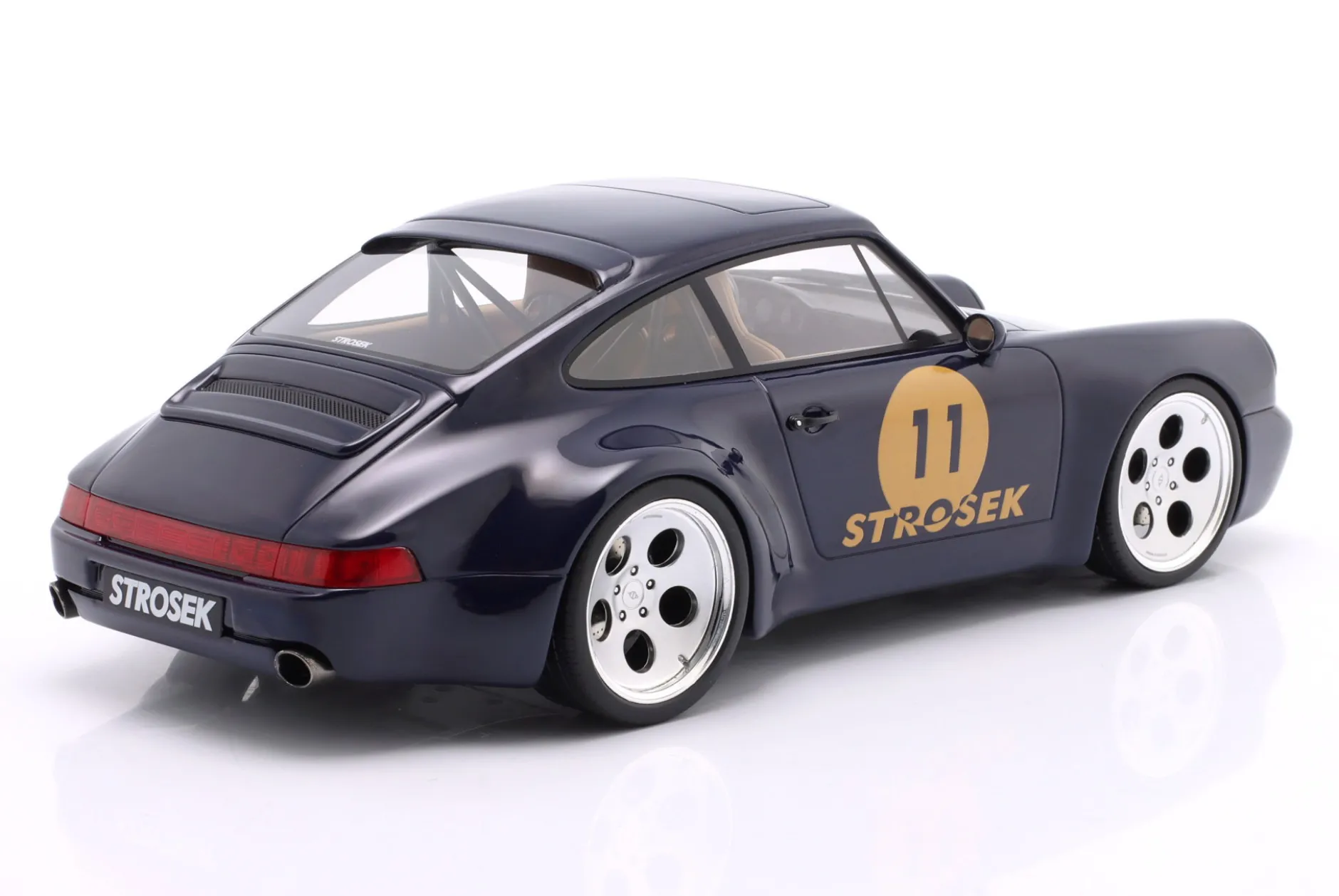 Porsche 911 Strosek Mega 30 Baujahr 2024 dunkelblau 1:18 GT-Spirit