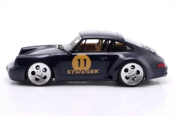 Porsche 911 Strosek Mega 30 Baujahr 2024 dunkelblau 1:18 GT-Spirit