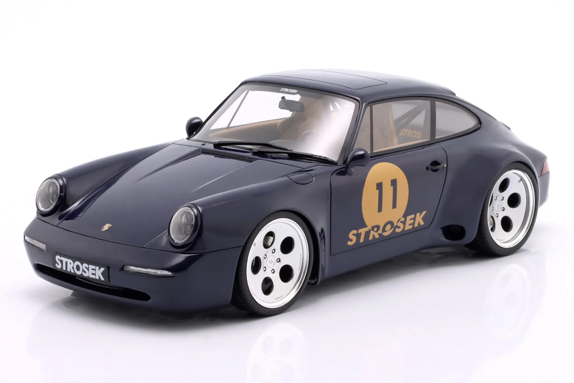 Porsche 911 Strosek Mega 30 Baujahr 2024 dunkelblau 1:18 GT-Spirit