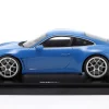 Porsche 911 (992) S/T Sonderwunsch Daniblau 1:18 Spark