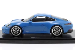 Porsche 911 (992) S/T Sonderwunsch Daniblau 1:18 Spark