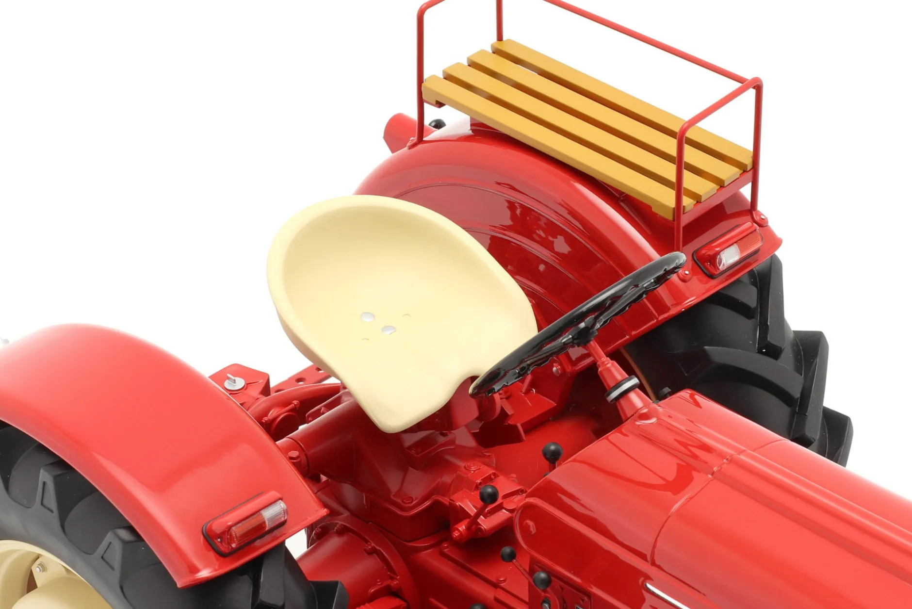 Porsche Super Traktor Baujahr 1958 rot 1:8 Minichamps