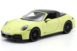 Porsche 911 (992.2) Targa 4 GTS Hybrid Baujahr 2025 gelb 1:18 Maisto