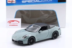 Porsche 911 (992.2) Targa 4 GTS Hybrid Baujahr 2025 aventuringrün 1:18 Maisto