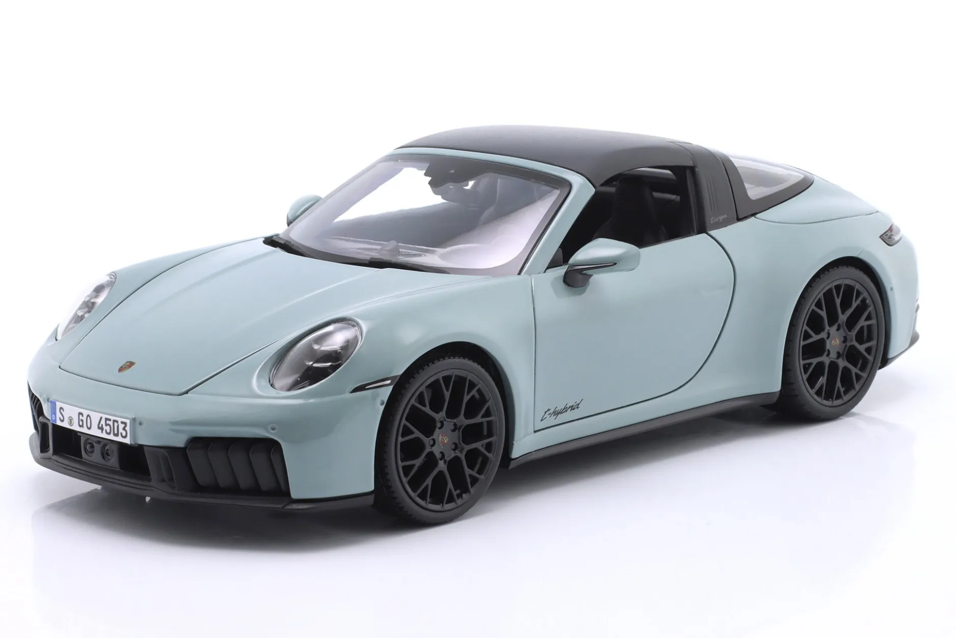 Porsche 911 (992.2) Targa 4 GTS Hybrid Baujahr 2025 aventuringrün 1:18 Maisto