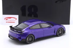 Porsche Taycan Turbo GT Baujahr 2023 lila 1:18 GT-Spirit
